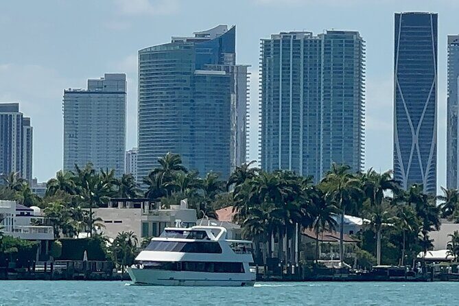Miami Skyline 75 Minute Luxury Cruise of Millionaire's Homes - The Realities Based on Reviews