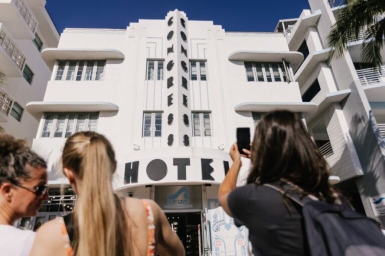Miami: South Beach Art Deco Walking Tour - Exploring the Art Deco Architecture on Ocean Drive