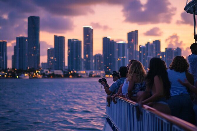 Miami Walking and Boat Tour 5-hour Combo Tour - What Makes This Tour Stand Out