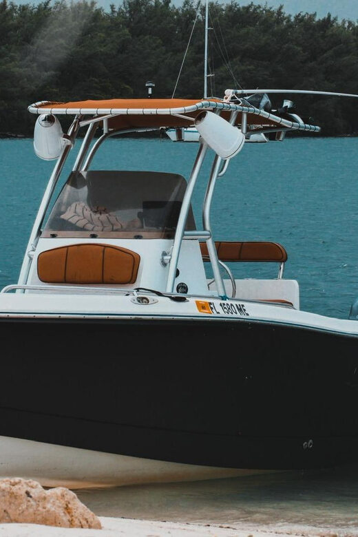 Miami's Unique Private Boat Tour: Discover & Enjoy Your Way - What Are the Highlights of the Tour?