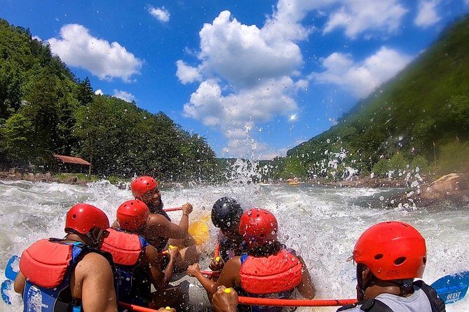 Middle Ocoee River Rafting Adventure Tour - The Guides: Experienced and Enthusiastic