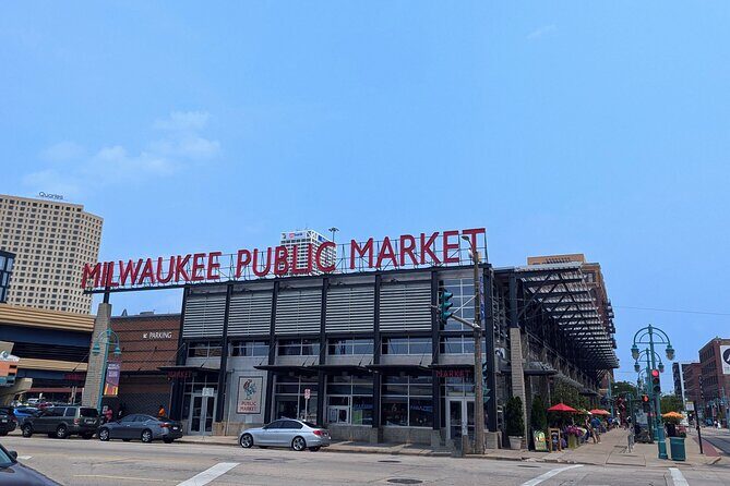 Milwaukee Scavenger Hunt Walking Tour and Game - A Closer Look at What to Expect
