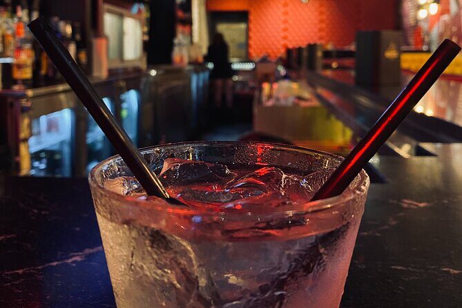 Minneapolis Local Bar Tour with Tastings - The Drinks and Atmosphere