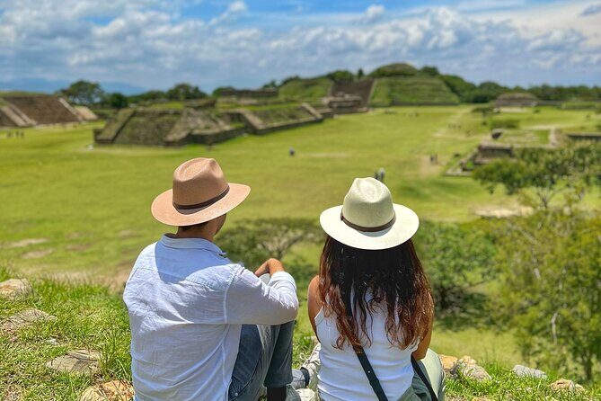 Monte Alban, Alebrijes, Mezcal, Teotitlan and Tule Tree Tour - Transportation & Practicalities