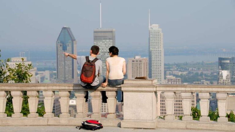 Montreal: Private Highlights & Hidden Gems Tour with a Local - Exploring Montreal Through a Locals Eyes