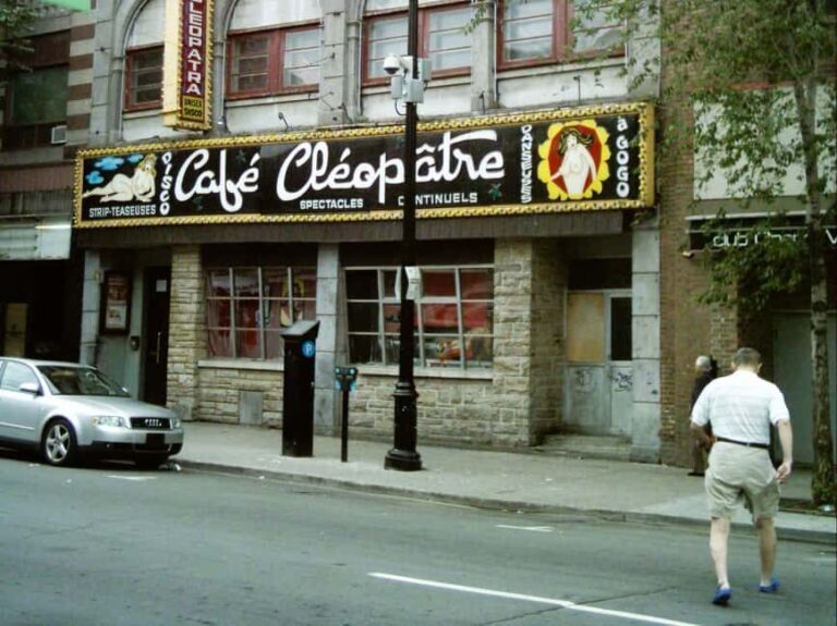 Montreal: Red-Light District and Chinatown Tour - An In-Depth Look at the Montreal Red-Light District and Chinatown Tour