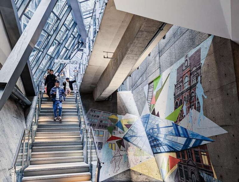 Montreal: RESO Underground City and Downtown Walking Tour - Who Should Take This Tour