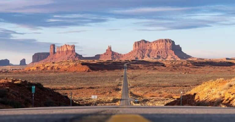 Monument Valley: Cultural Tour with Dinner and Entertainment - Into the Backcountry: Exploring Monument Valleys Hidden Treasures