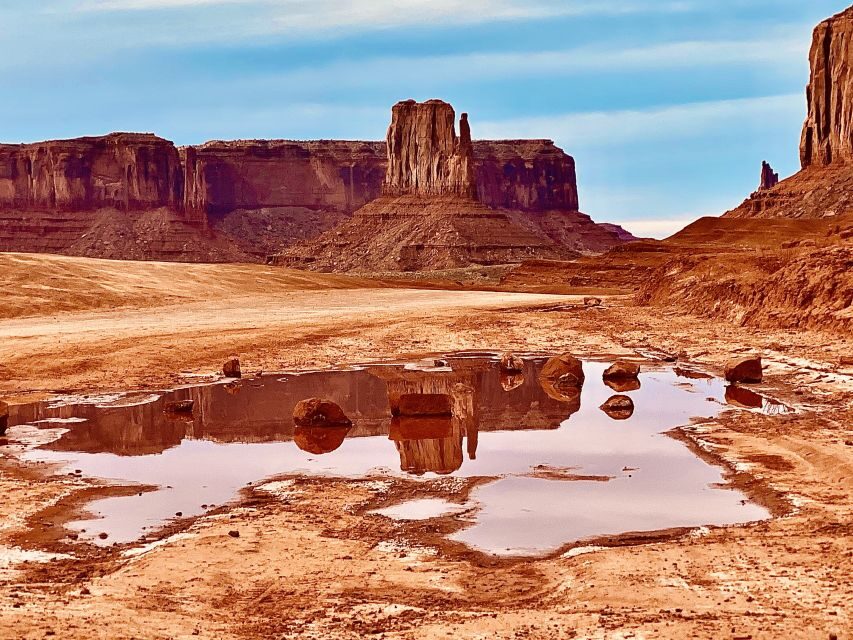 Monument Valley: Highlights Tour with Backcountry Access
