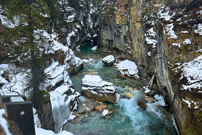 Moraine Lake, Lake Louise, Emerald Lake, Marble Canyon,Banff tour - What You’ll See and Do: A Detailed Breakdown