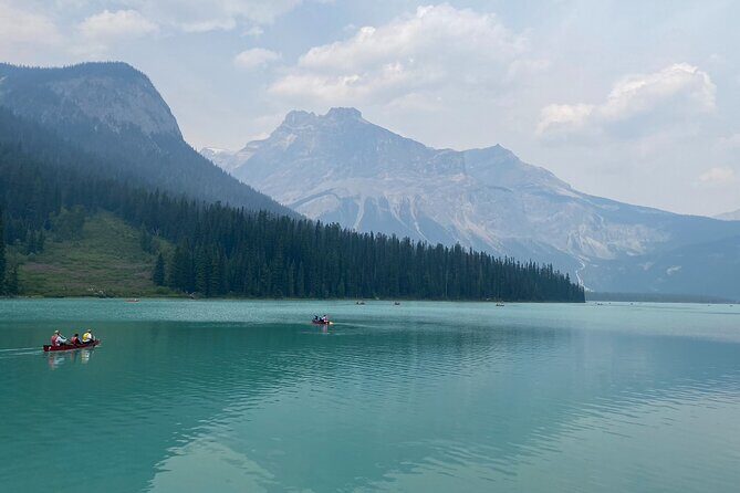 Moraine Lake,Lake Louise,Emerald& Peyto Lake 4 lakes from Canmore - Practicalities and What to Expect