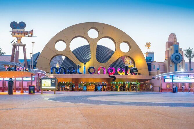 Motiongate Dubai with Private Transfers - Who Should Consider This Tour?