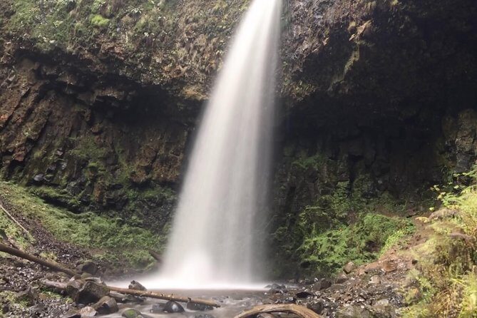 Multnomah Falls and Columbia River Gorge Half-Day Hiking Tour - Vista House: Architectural and Scenic Marvel