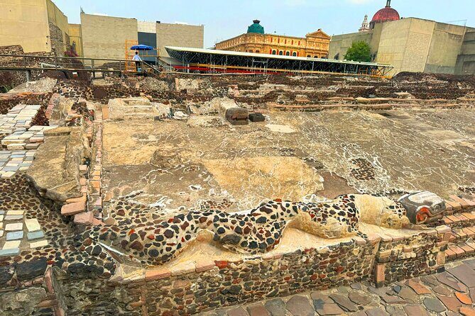 Museo del Templo Mayor / Urban Archaeology - Small Groups - A Closer Look at the Itinerary