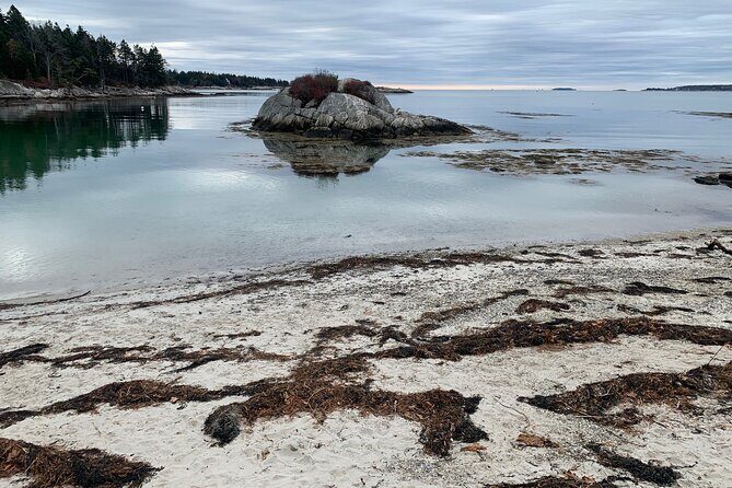 Mysterious Lore and More Walking Tour of Boothbay Harbor - Detailed Review of the Tour Experience