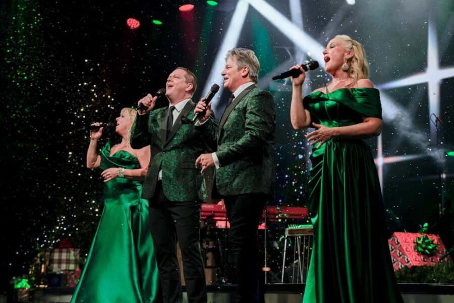 N. Myrtle Beach: Greg Rowles Legacy Theatre Christmas Show