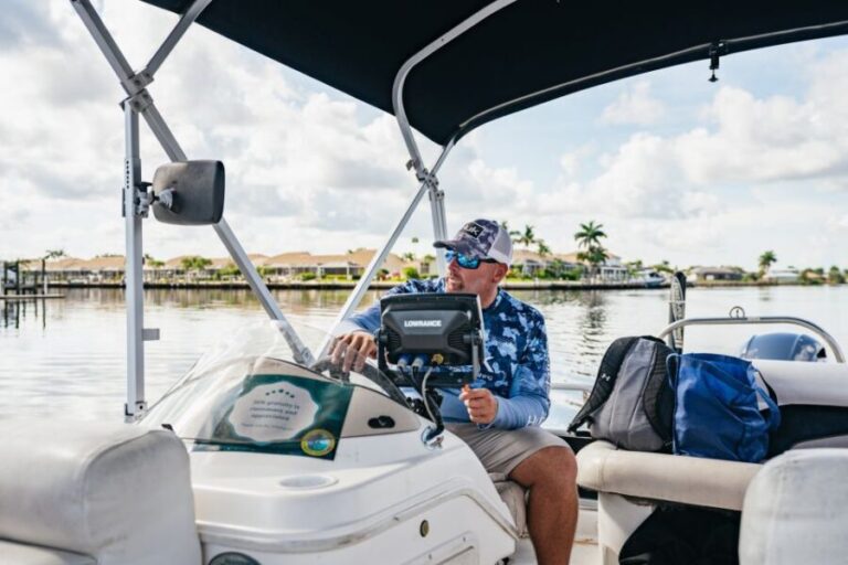 Naples, FL: Manatee Sightseeing and Wildlife Boat Tour - The Value of a Guided Wildlife Tour