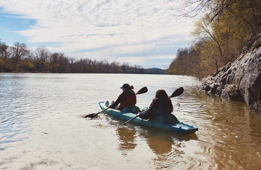 Nashville: Downtown Kayak Rental with Shuttle