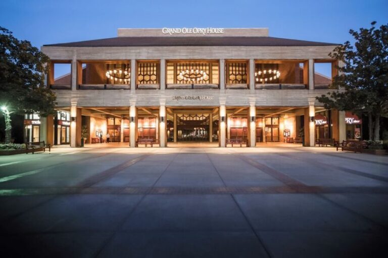 Nashville: Grand Ole Opry Show Ticket - The Cost – Is It Worth It?