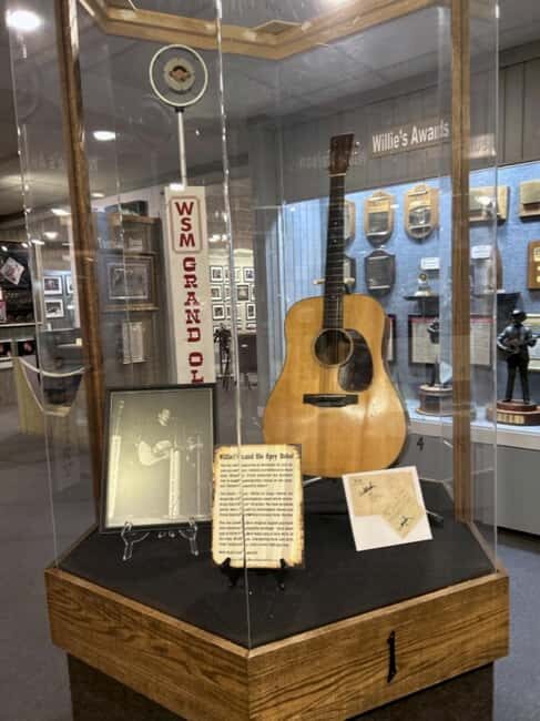 Nashville: Legends of Country Music Museum Entry Ticket - The Experience and Atmosphere