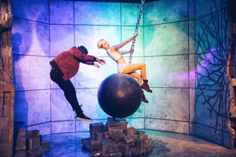 Nashville: Madame Tussauds Admission Ticket - Themed Rooms and Interactive Highlights
