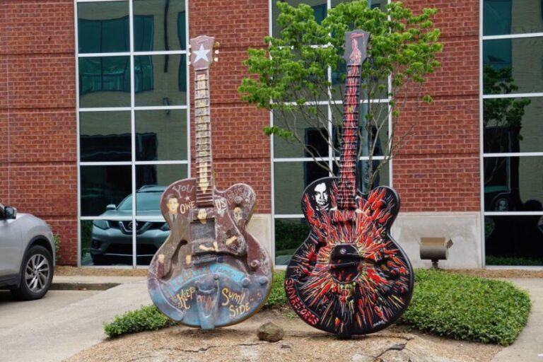 Nashville: Street Art & Instagram Golf Cart Tour - What to Expect During the Tour