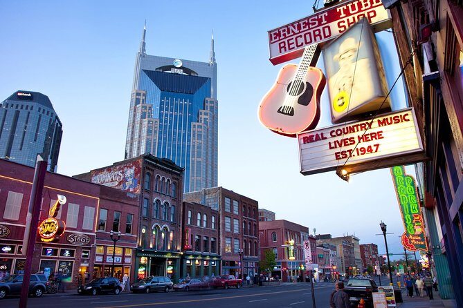 Nashville VIP Style Private Tour with Local Singer-Songwriter - Who Will Love This Tour?