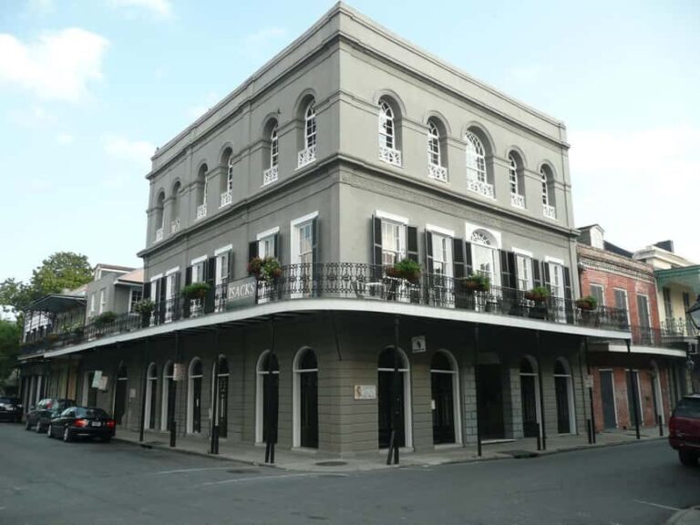 New Orleans: After Dark! French Quarter Ghost Tour - What Makes This Tour Stand Out