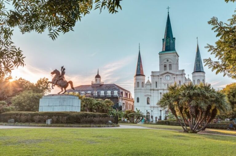 New Orleans French Quarter History and Hauntings Tour - The Unique Appeal of the Haunted Side