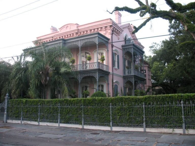 New Orleans: Garden District Walking Tour - Value for Money and Practical Details