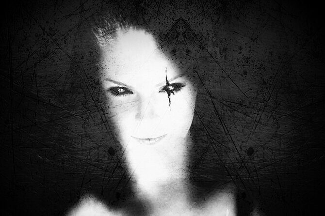 New Orleans Ghost Hunt Experience: Voices from Beyond - The Guides: Knowledgeable and Engaging
