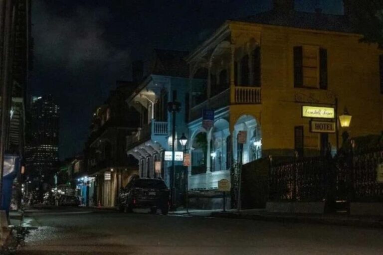 New Orleans: Ghosts of the French Quarter Tour - What’s Included and What’s Not