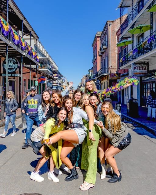 New Orleans: Guided Bourbon Street Bar Crawl with Shots - Experience Breakdown: What to Expect on the Tour