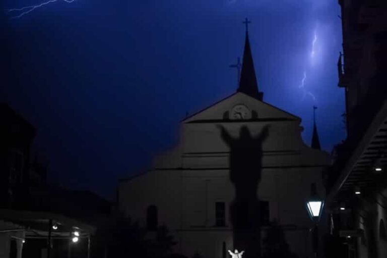 New Orleans: Historical Ghost Bus Tour - The Value of This Tour