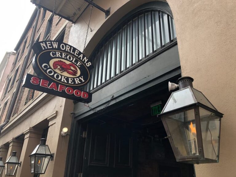 New Orleans: The Premier Food Tour Your Must-Do Activity - A Deep Dive into the Experience