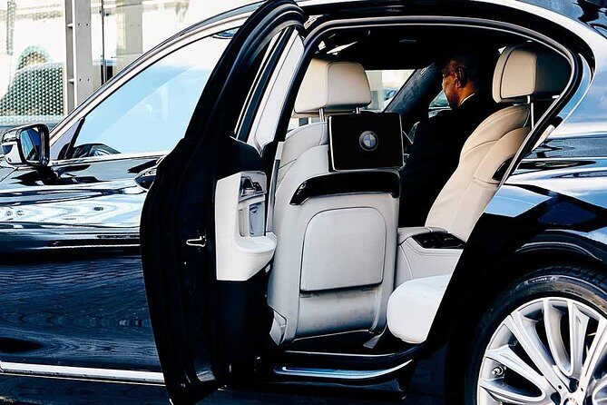 New York Airport Luxury Transfer : Newark Airport to New York City - Pricing and Value