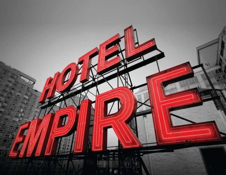 New York City: Gossip Girl Tv locations Tour 60 min - Starting Point and Practicalities