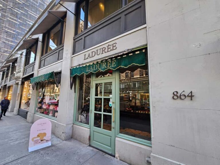New York City: Gossip Girl Walking Tour - The Tour Itinerary and Experience in Detail