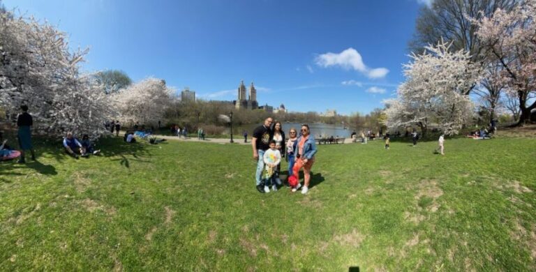 New York City: Pedicab Tour Through Central Park - The Importance of the Guided Commentary