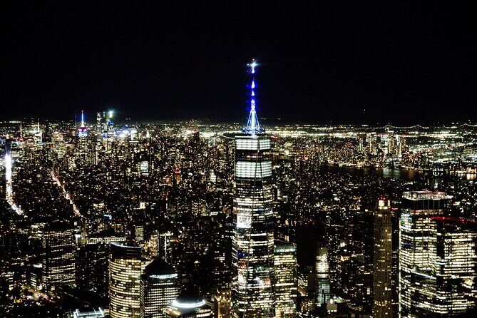 New York City Private Tour by Plane at Night - Who Should Consider This Tour?