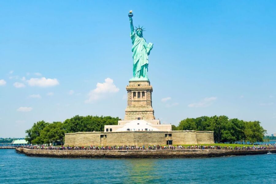New York City: Statue of Liberty & Ellis Island Guided Tour - The Bottom Line: Who Is This Tour Best For?
