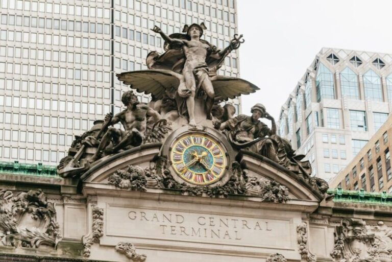 New York City: Superheroes of NYC Guided Walking Tour - Authentic Experiences and Authentic Guides