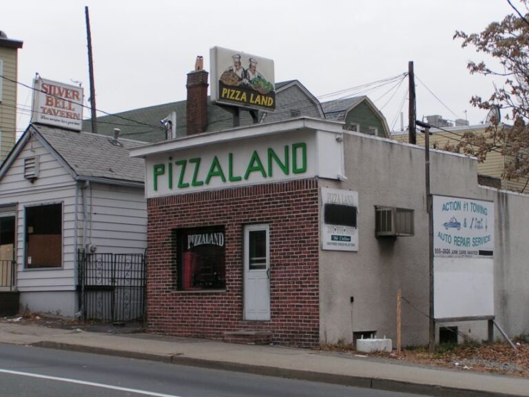 New York City: The Sopranos Filming Locations Bus Tour - Authenticity and the Value for Fans
