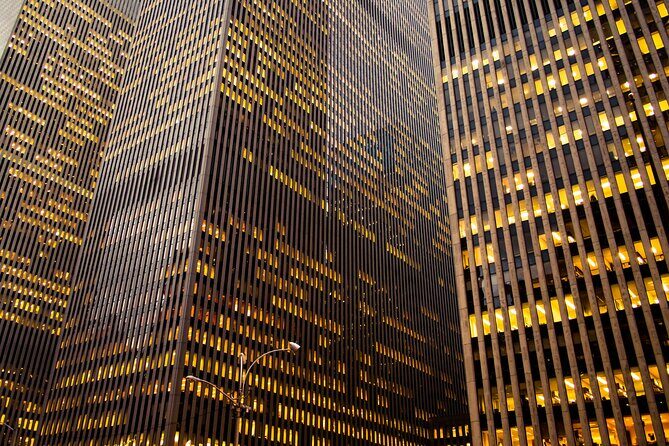 New York Private The Devil Wears Prada Movie Locations Tour - Transportation and Timing