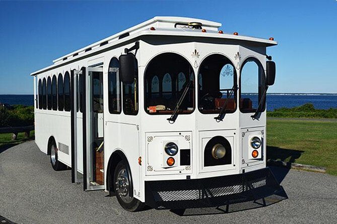 Newport Gilded Age Mansions Trolley Tour with Breakers Admission - Key Points