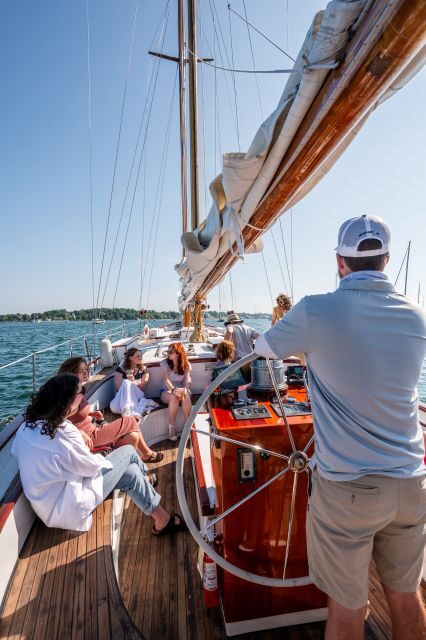 Newport: Schooner Sailing Tour