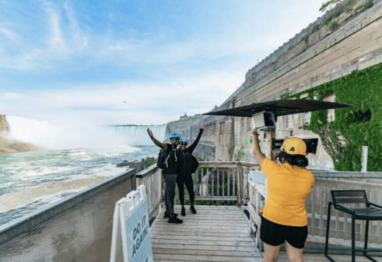 Niagara Falls, Canada: Early Bird Zip Line to The Falls - The Experience: From Check-in to Return