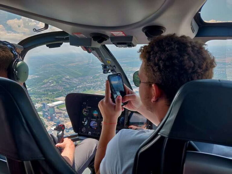 Niagara Falls, Canada: Scenic Helicopter Flight - The Flight Experience: What to Expect
