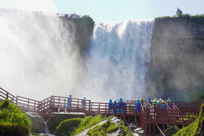 Niagara Falls Day and Night Combo plus Dinner & Fireworks - Analyzing the Value