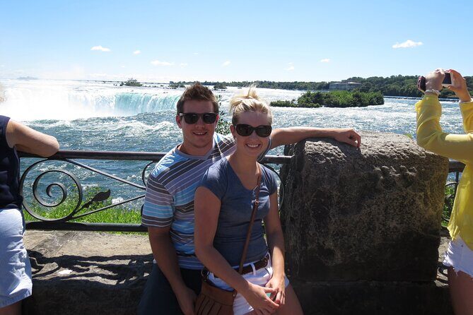 Niagara Falls Day Tour from Toronto with Wine Tasting - Transportation and Comfort
